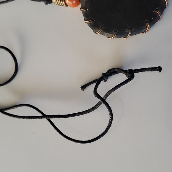 Boutique Simple Cable Rope and Dark Grey Stone Accent Fashion Necklace - Picture 3 of 5